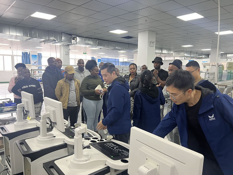 綿陽非洲留學生團參訪我司工廠，共促中外國際交流與商務合作新篇章！5.jpg
